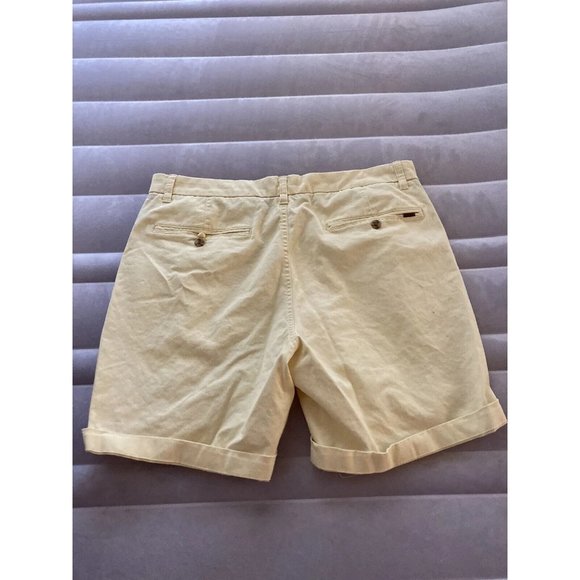 Men Chap short pants sz 36 - Picture 1 of 3